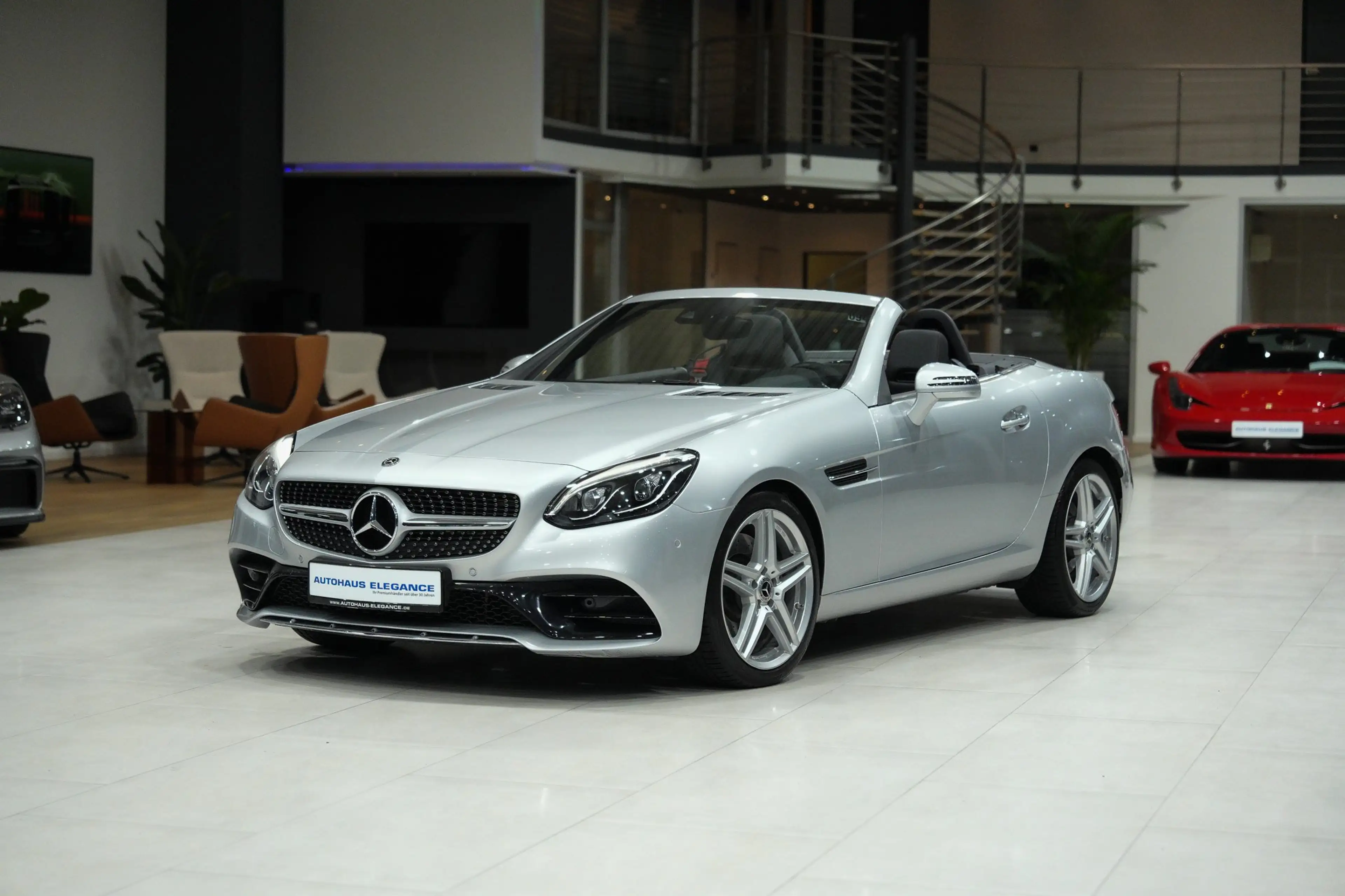 Mercedes-Benz SLC 300 *AMG-LINE*SPORT.ABGAS*SPORTSITZE