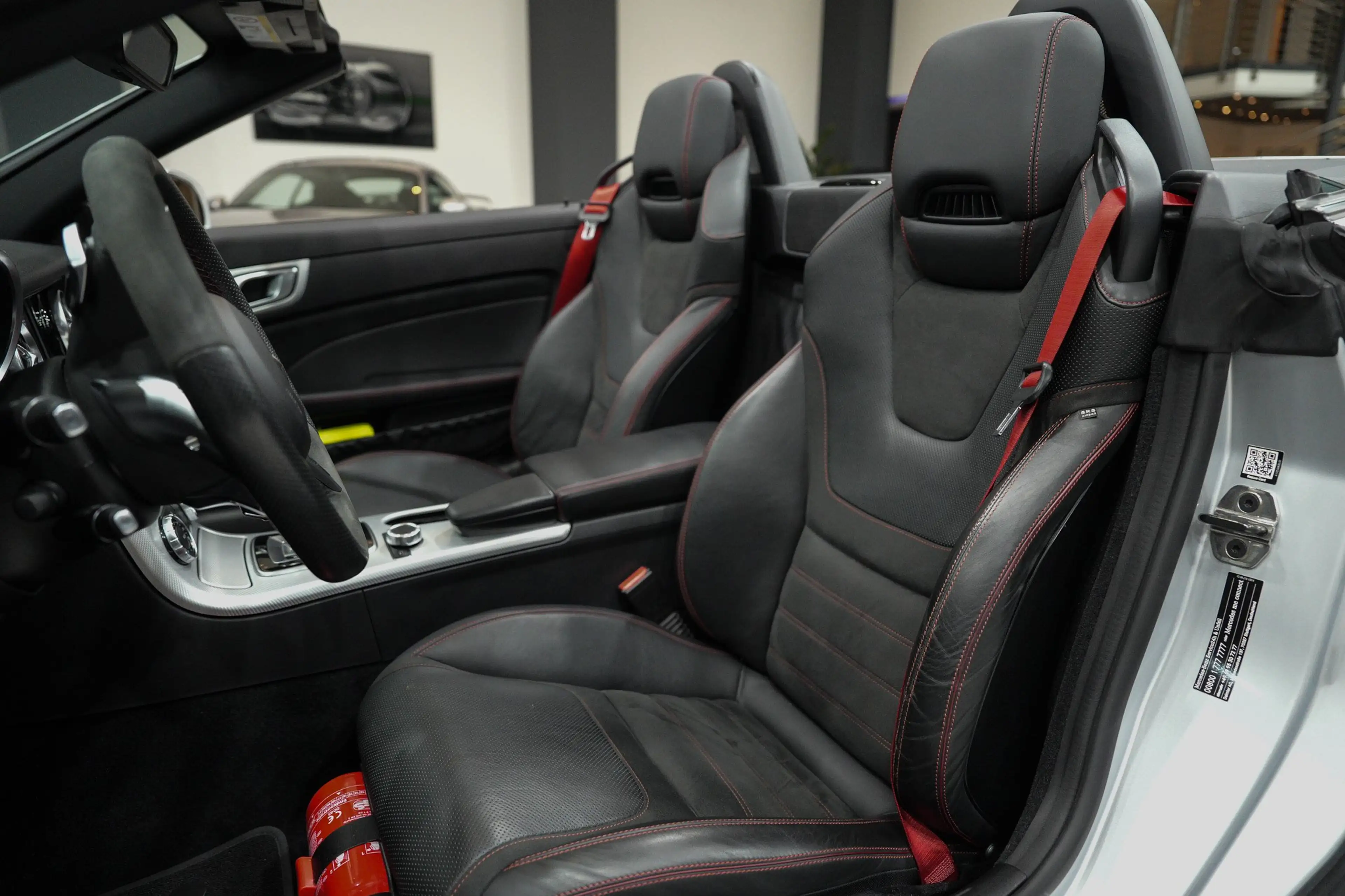 Mercedes-Benz SLC 300 *AMG-LINE*SPORT.ABGAS*SPORTSITZE — photo 11