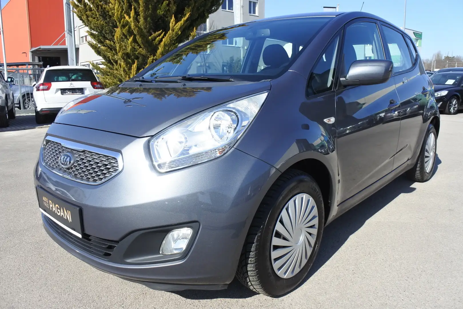 Kia Venga 1,6 CVVT Active Pro Surf Automatik Gris - 2