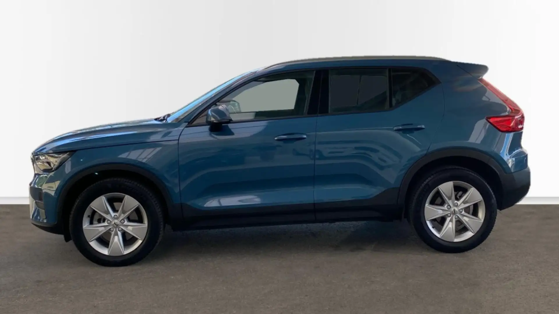 Volvo XC40 B3 CORE AUTO 5P - 2