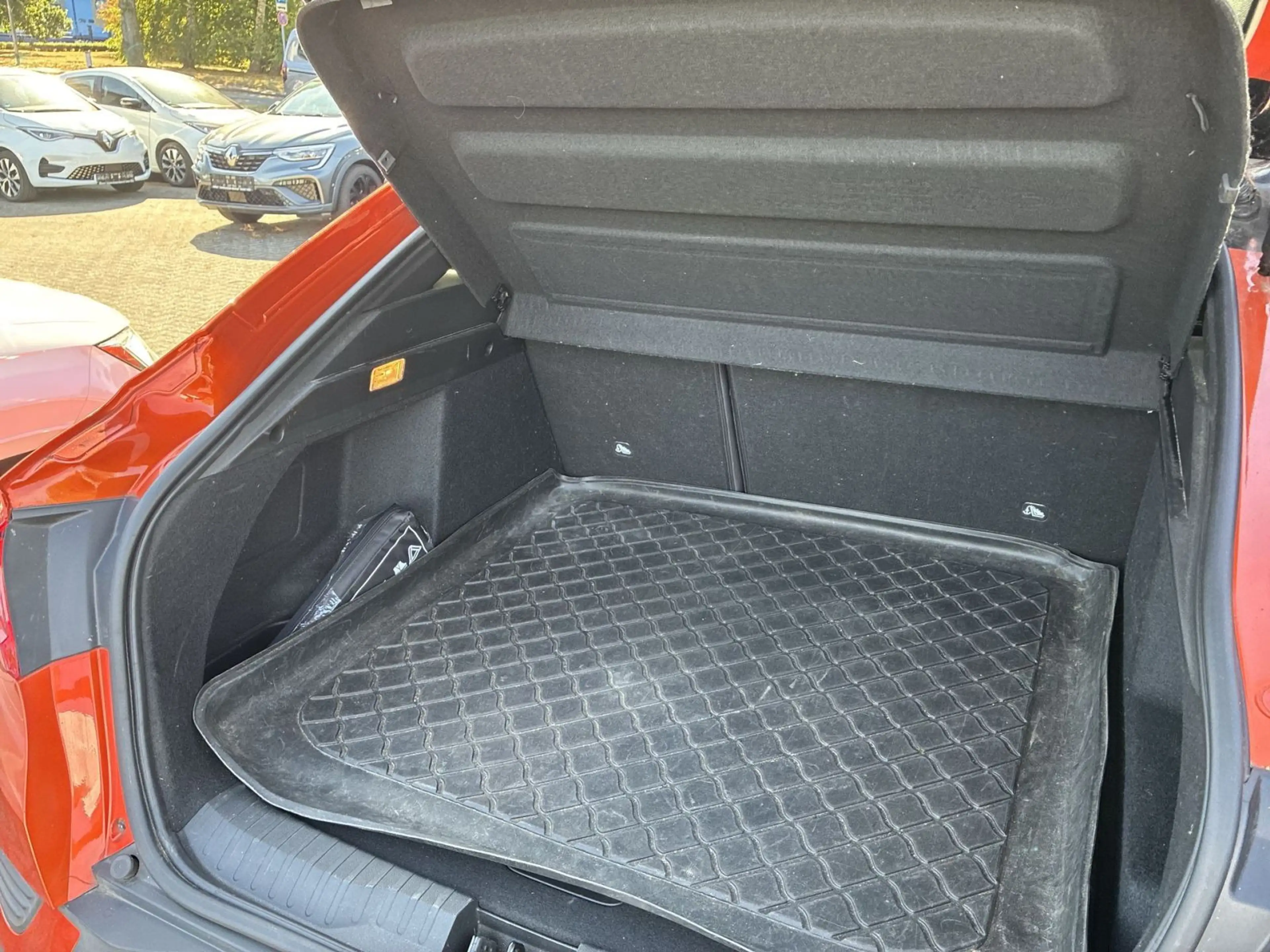 Renault Arkana RS-Line TCe 140 Automatik — photo 3
