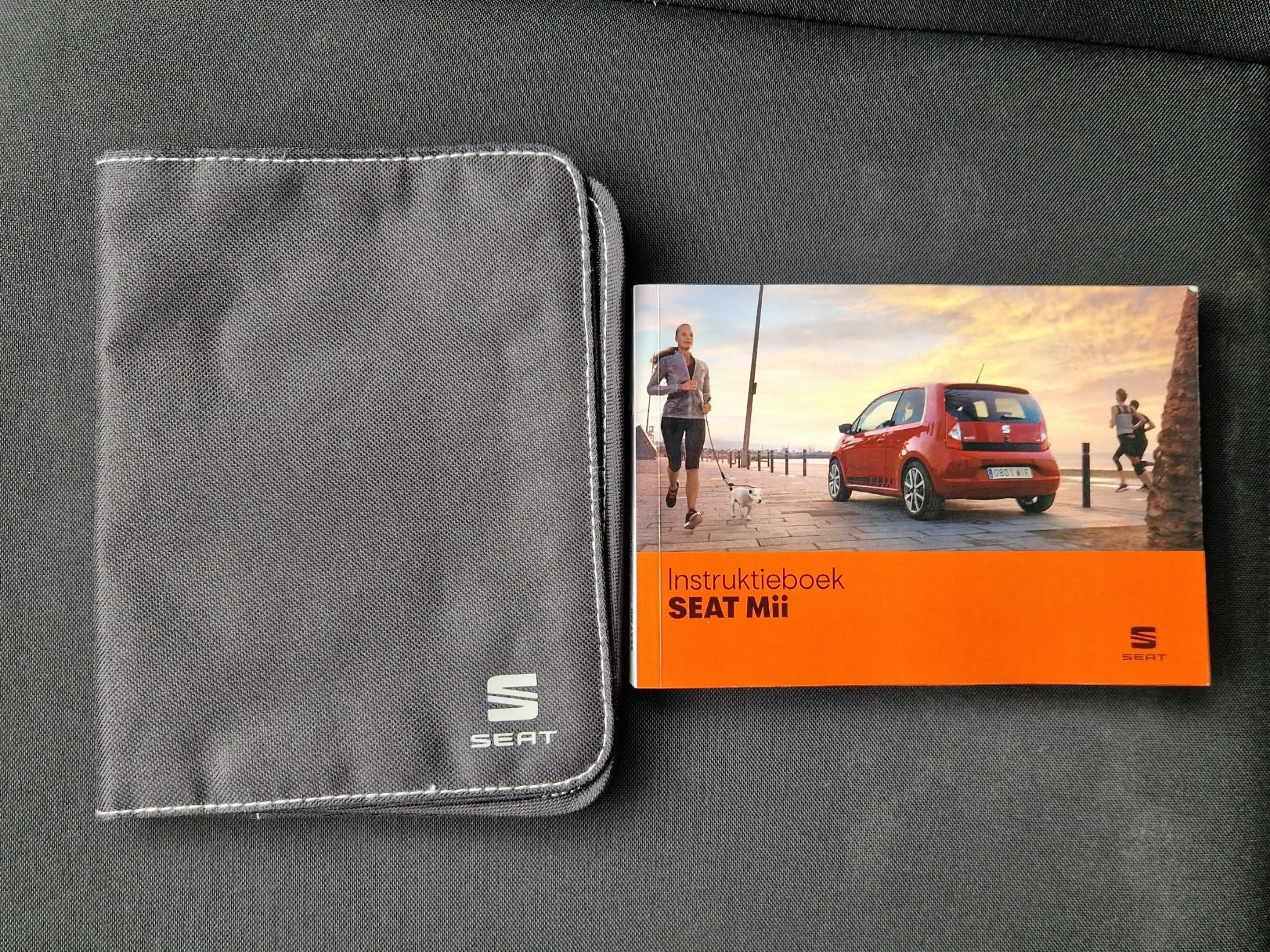 SEAT Mii 1.0 FR AIRCO CRUISE BEATS AUDIO PDC — photo 17