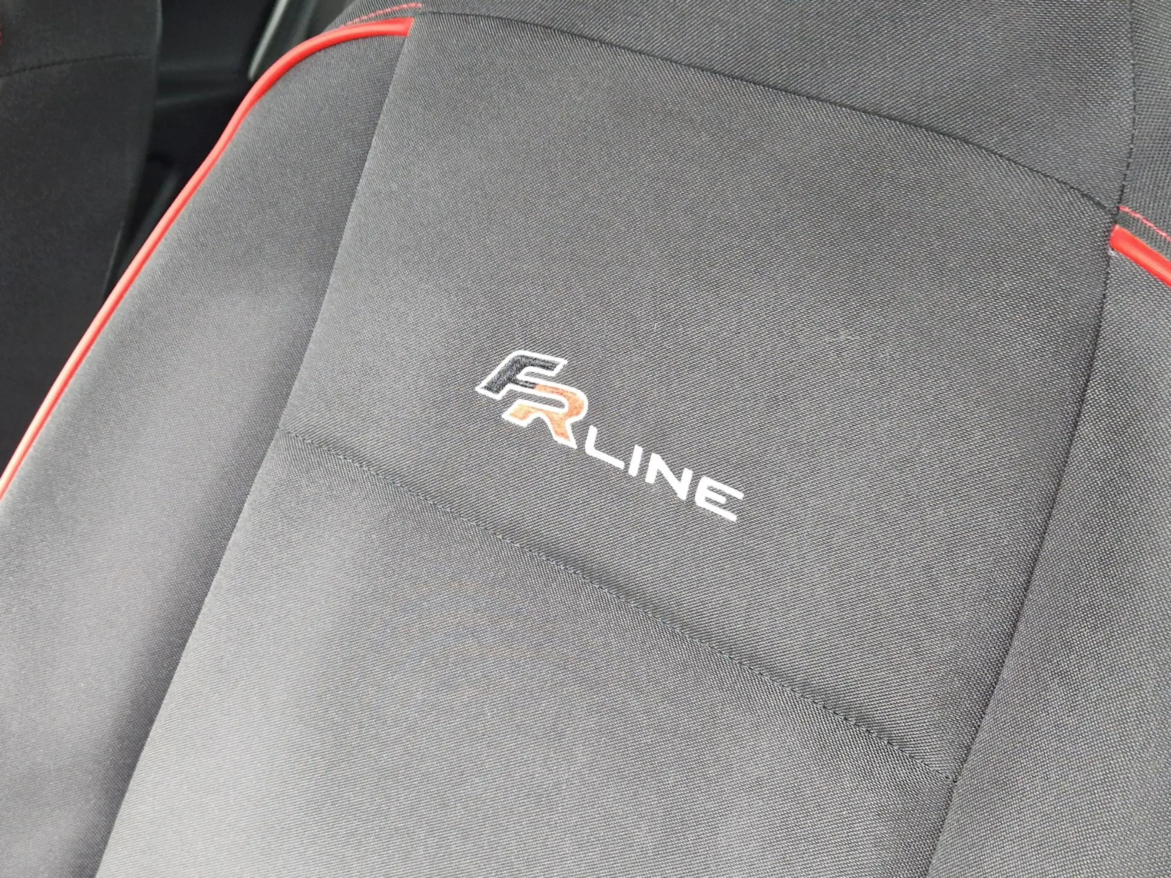 SEAT Mii 1.0 FR AIRCO CRUISE BEATS AUDIO PDC — photo 13
