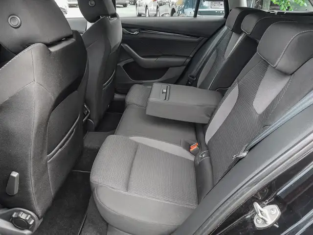 Skoda Octavia view 15