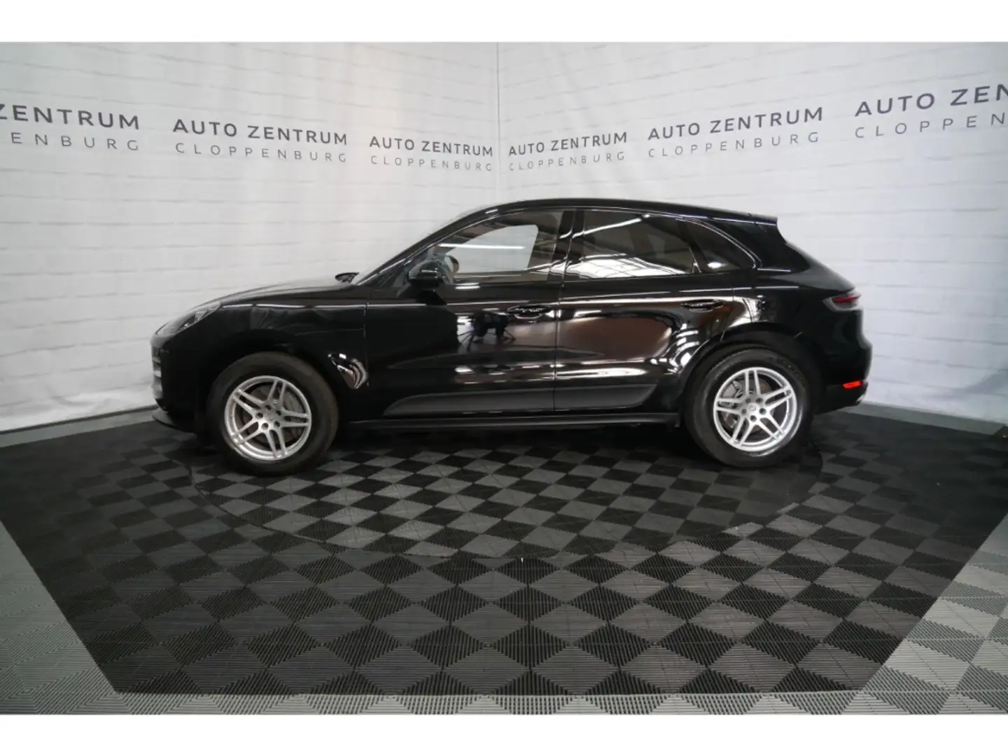 Porsche Macan S LED+Navi-DVD+Leder+Kamera+Car-Connect+PDC Schwarz - 2