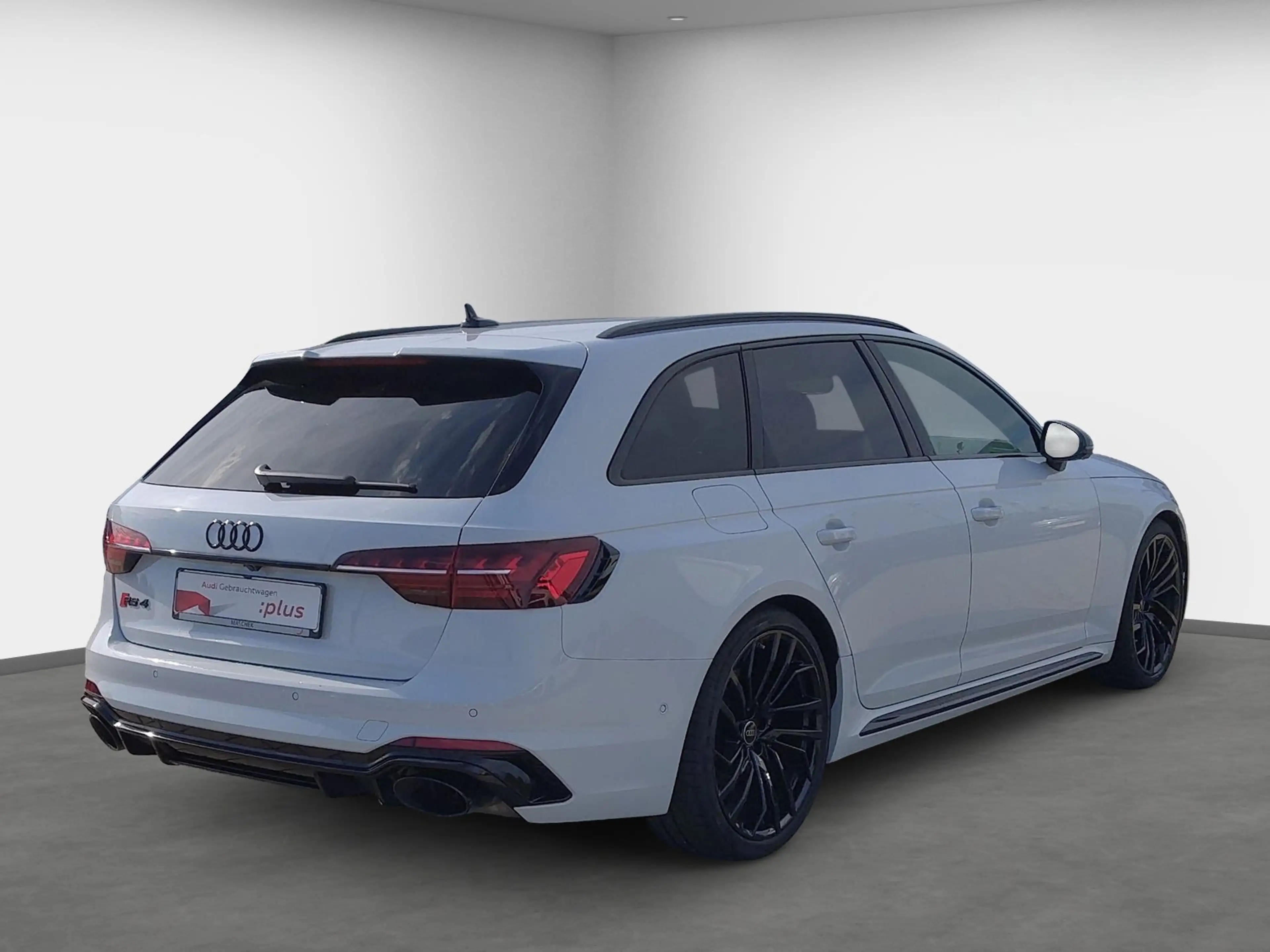 Audi RS4 Avant RS-AGA AHK V-Max Pano Black Matrix B&O HUD — photo 6