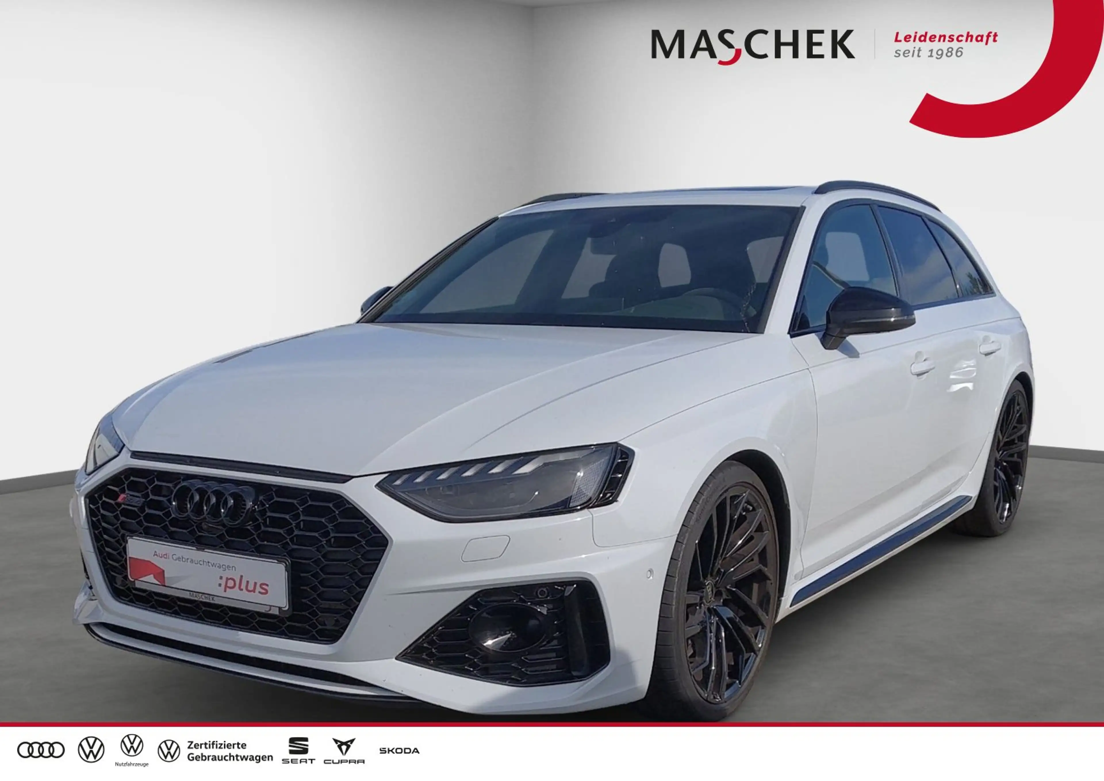 Audi RS4 Avant RS-AGA AHK V-Max Pano Black Matrix B&O HUD