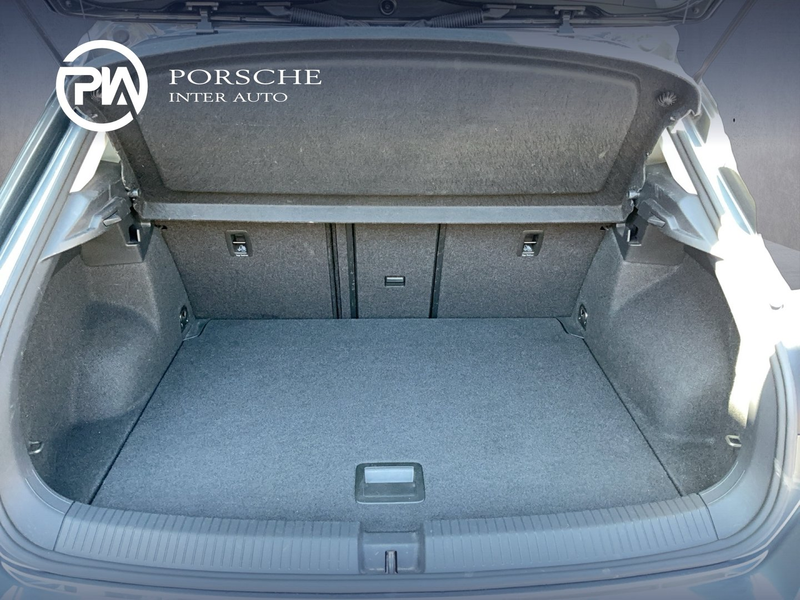 Volkswagen T-Roc Design TSI — photo 12