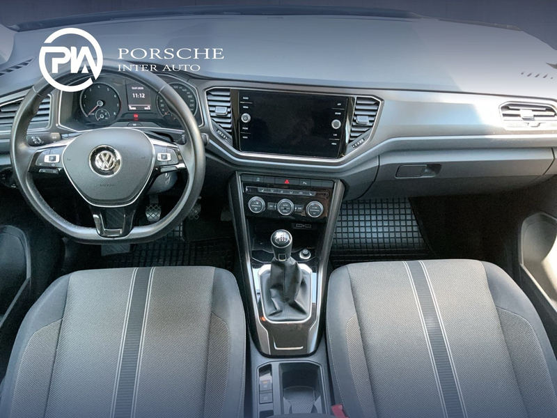 Volkswagen T-Roc Design TSI — photo 10