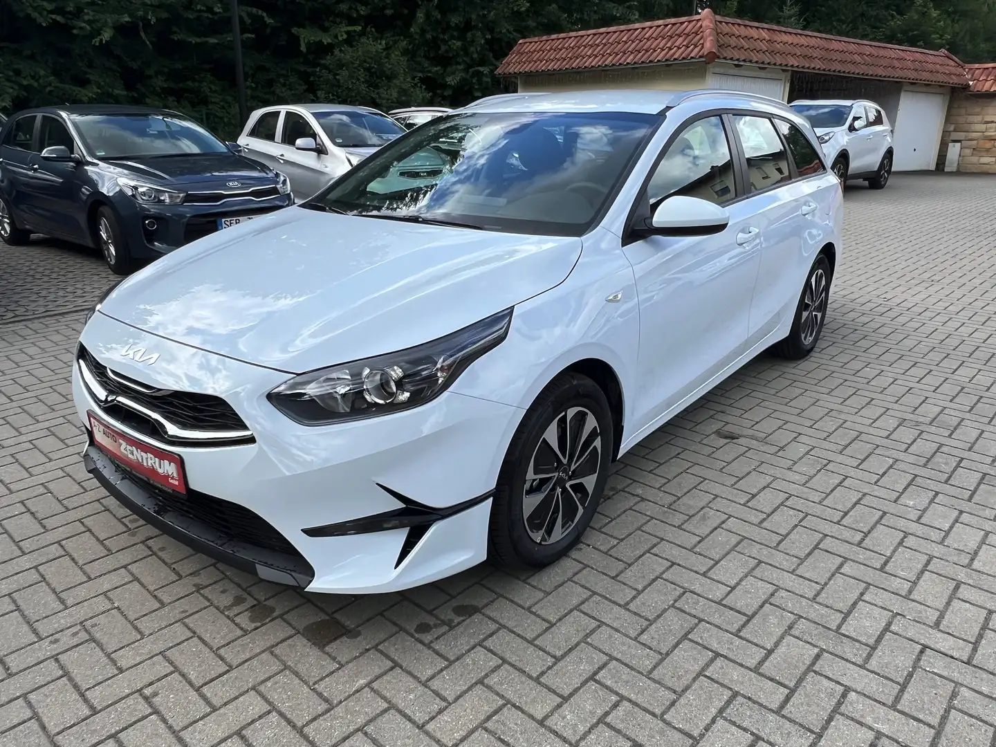 Kia Ceed SW / cee'd SW SW 1.5 T-GDI OPF Vision Wit - 1