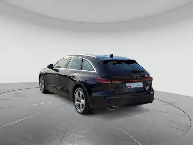 Audi A5 view 3