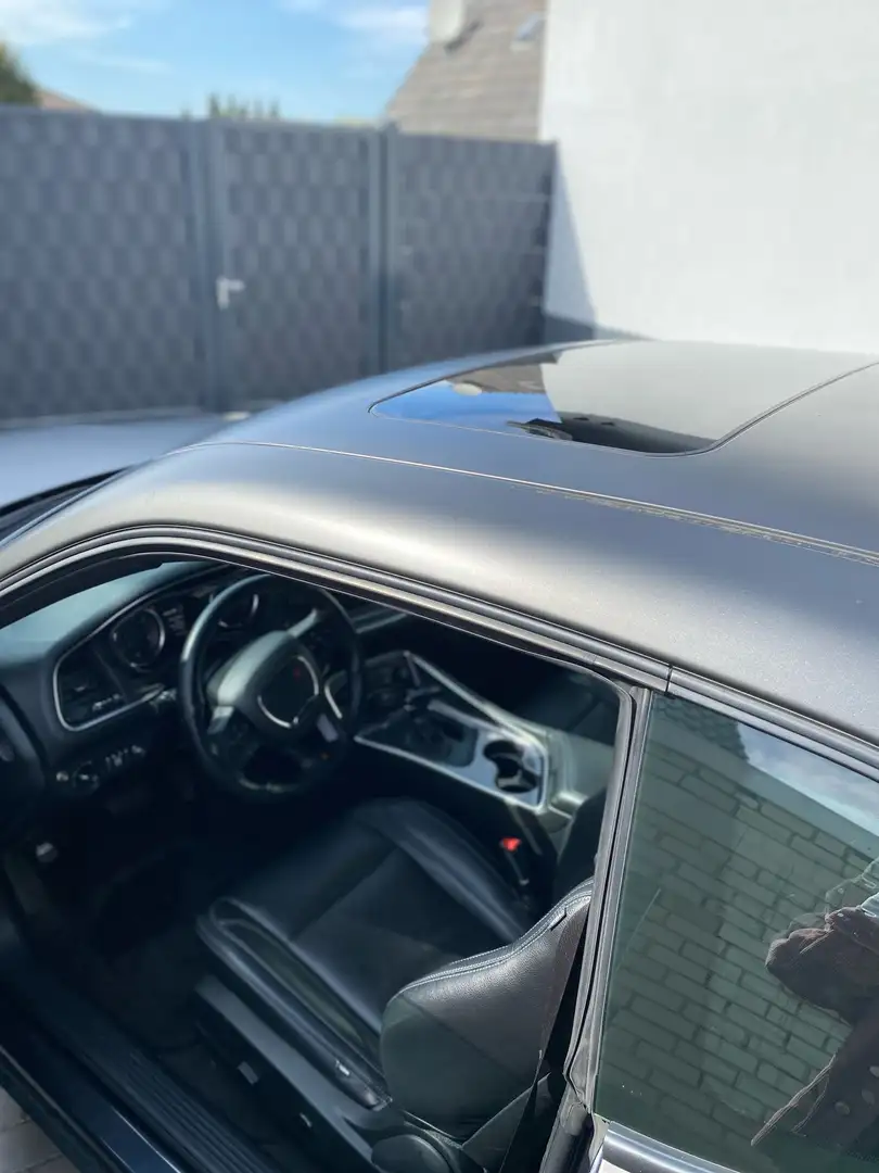 Dodge Challenger Automatik R/T Plus - 2