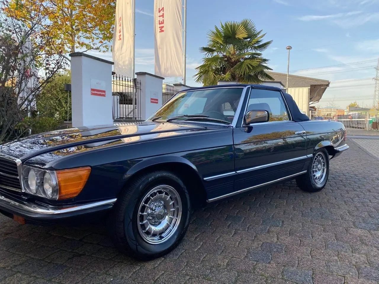 Mercedes-Benz SL 380