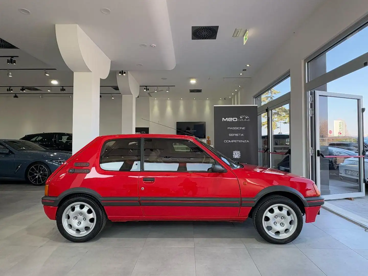 Peugeot 205 GTI / AUTO PUBBLICATA SU RIVISTA YOUNGCLASSIC Rosso - 1