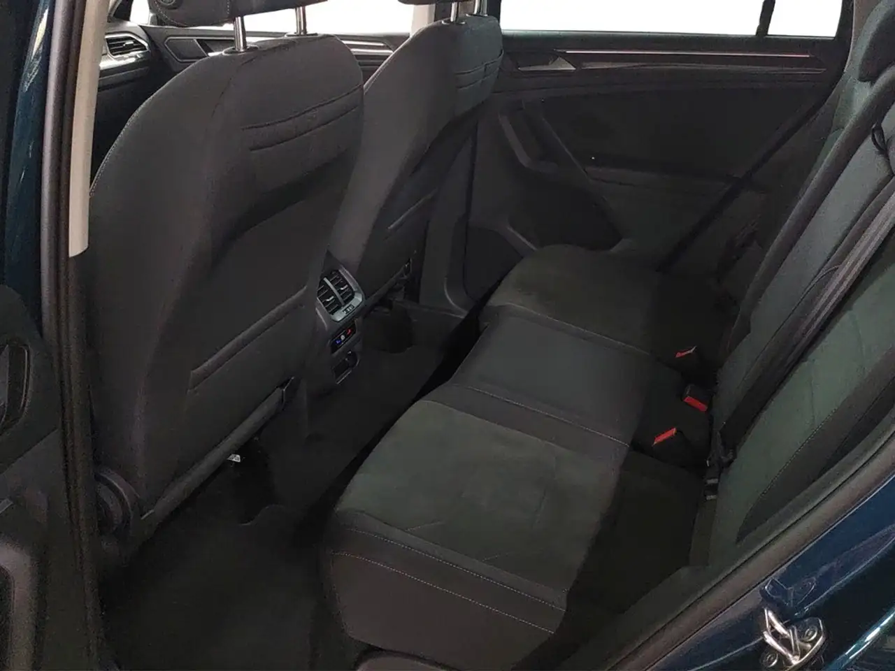 Volkswagen Tiguan 1.5 TSI DSG Elegance AHK*IQ-LIGHT*NAV*SHZ*ACC*P..., миниатюра 22