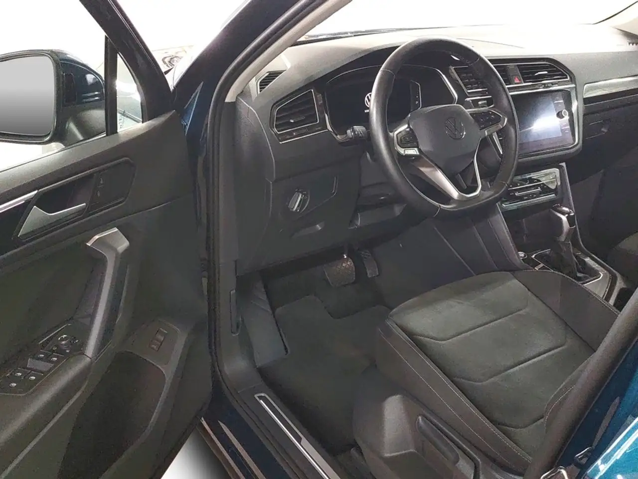 Volkswagen Tiguan 1.5 TSI DSG Elegance AHK*IQ-LIGHT*NAV*SHZ*ACC*P..., миниатюра 13