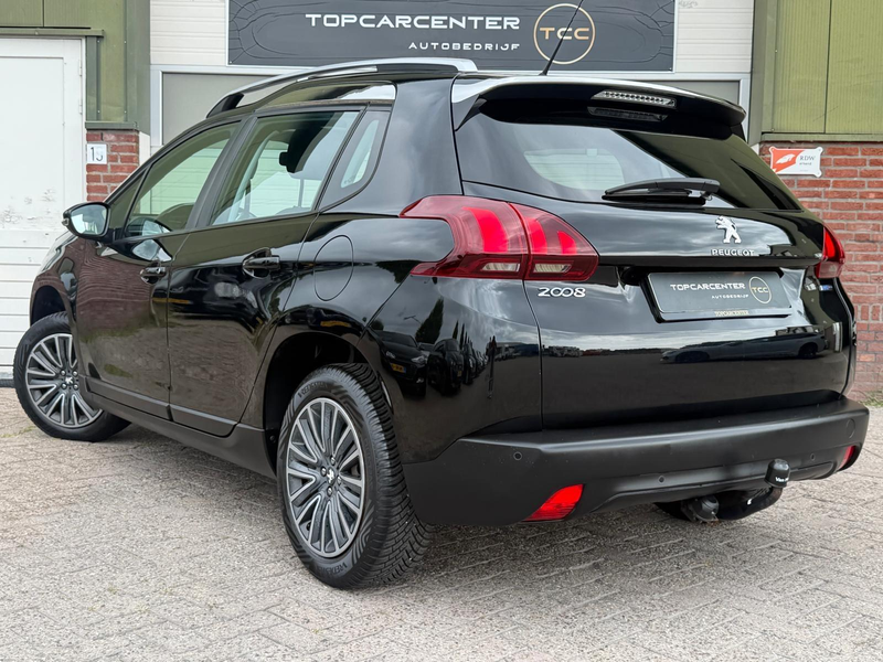 Peugeot 2008 1.2 Blue Lion/AIRCO/PANO/TREKH/CARPLAY/APK/NAP — photo 7