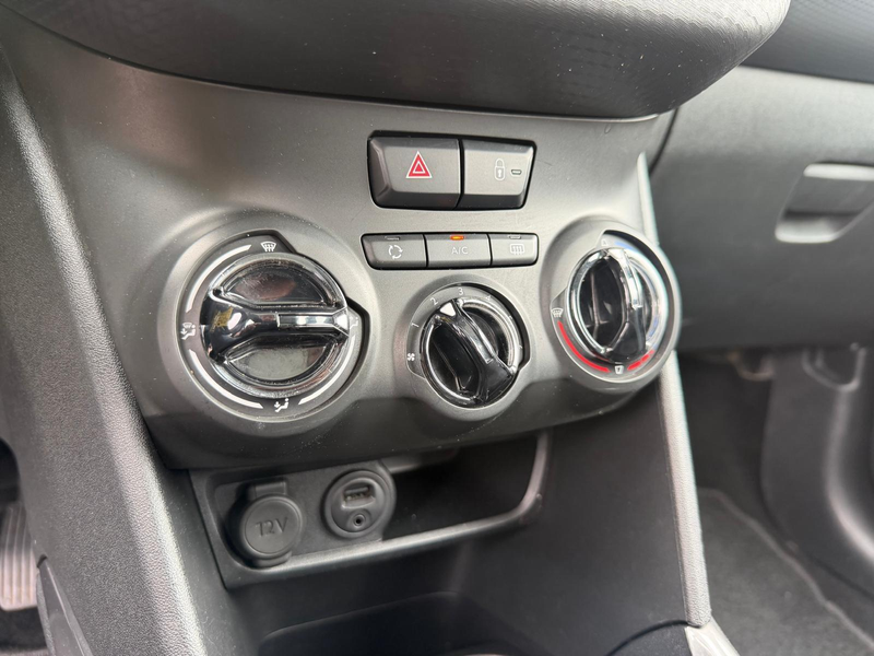 Peugeot 2008 1.2 Blue Lion/AIRCO/PANO/TREKH/CARPLAY/APK/NAP — photo 18