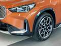 BMW iX1 xDrive30  xLine HuD PANO ACC H/K RFK DA+ PA+ Orange - thumbnail 4
