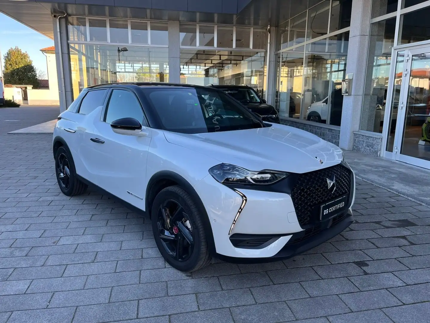 DS Automobiles DS 3 Crossback E-Tense Elettrica 136cv PERFORMANCE LINE PLUS Bianco - 1