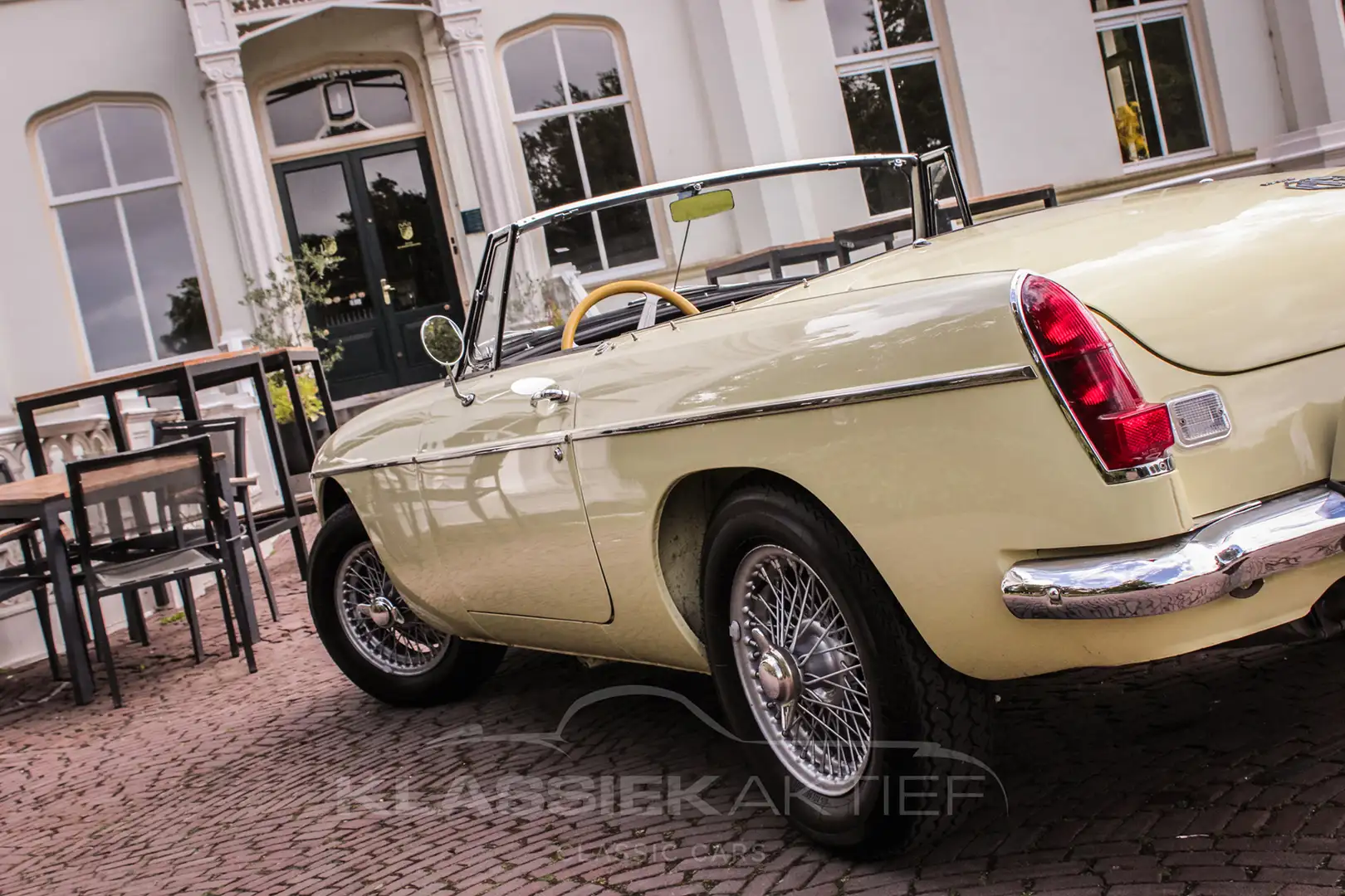MG B type 1.8 Roadster Geel - 2