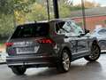 Volkswagen Tiguan 1.5 TSI IQ.DRIVE/FULLOPTIONS/FACELIFT/1PROP CARNET Gris - thumbnail 3