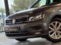 Volkswagen Tiguan 1.5 TSI IQ.DRIVE/FULLOPTIONS/FACELIFT/1PROP CARNET Gris - thumbnail 5