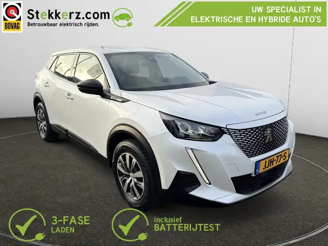 Peugeot e-2008 EV Active 50 kWh 3 Fase, 10.000 km! AVILOO Accutes