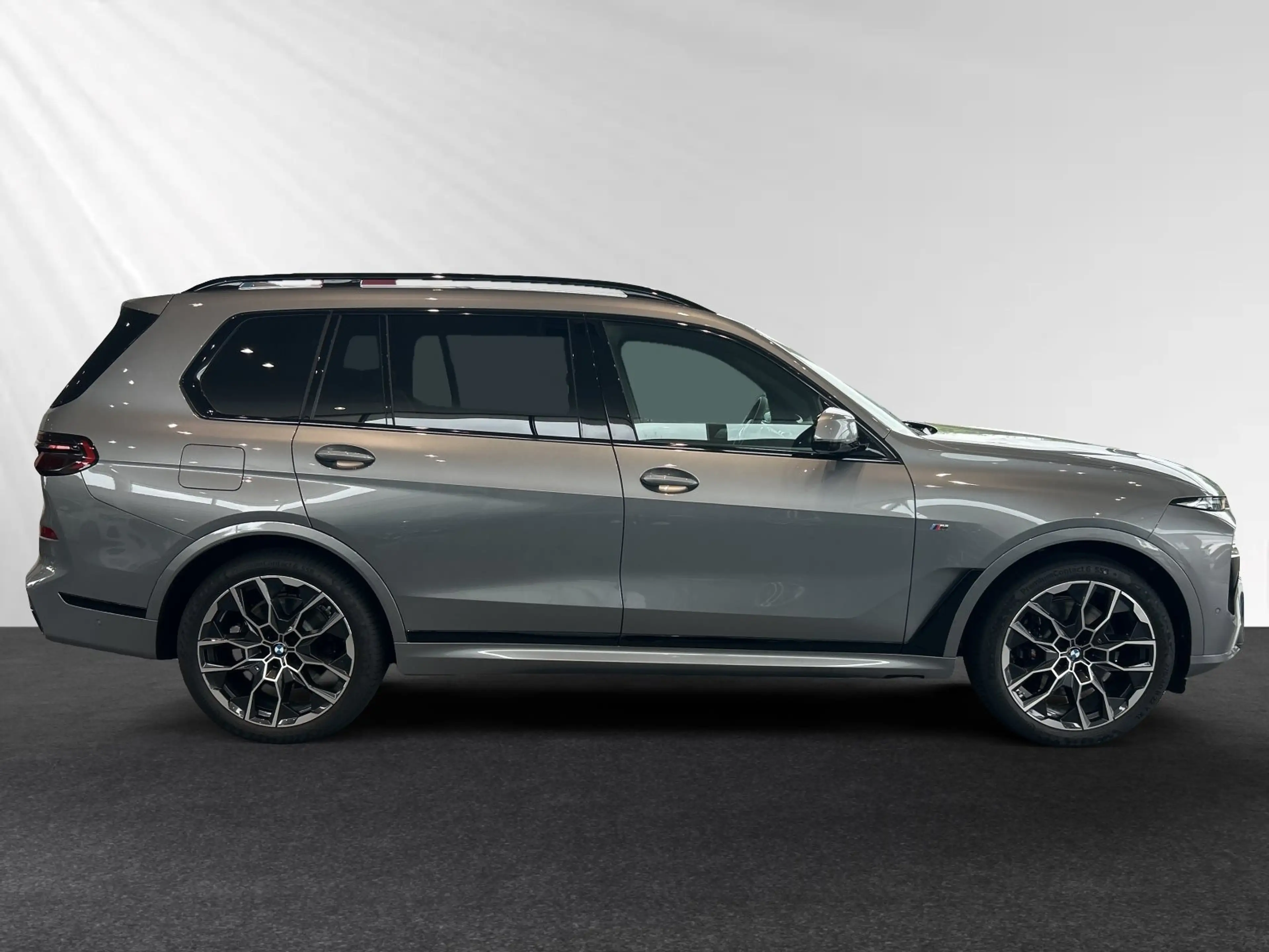 BMW X7 xDrive40d M Sport Pro|AHK|SkyLounge|H/K — photo 2