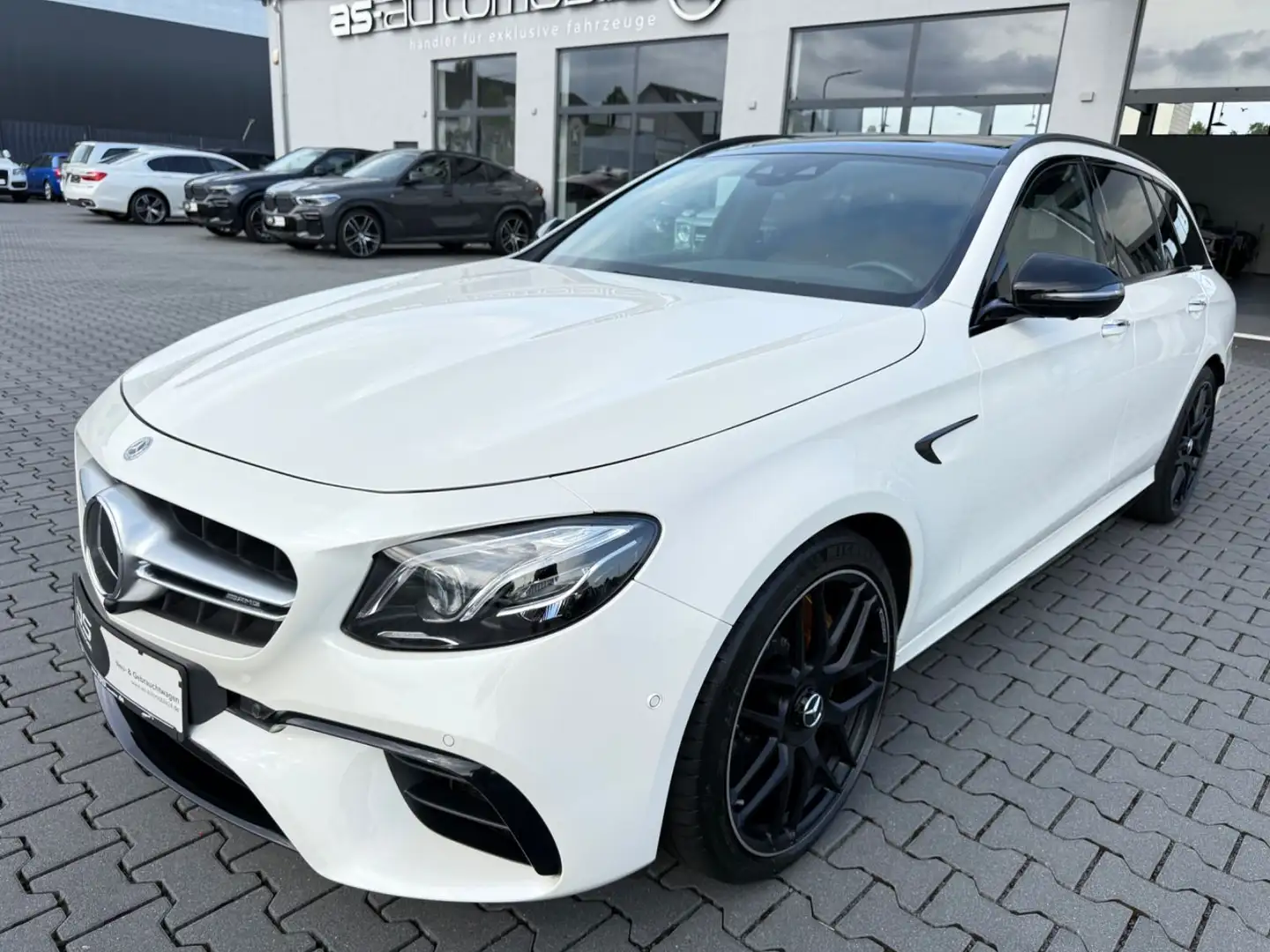 Mercedes-Benz E 63 AMG E63S*AMG*4M*DESIGNO*360°ACC*HUD*LED*AHK*WEBASTO* Blanc - 1