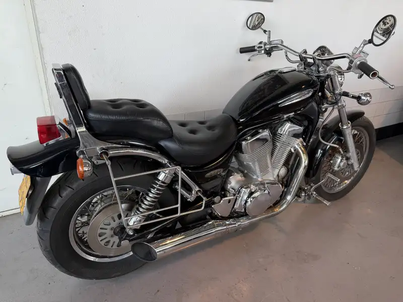 Suzuki VS 1400 - foto 8