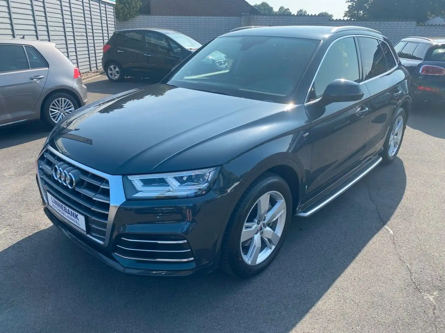 Audi Q5 40 TDI quattro sport S Line Grijs - 1