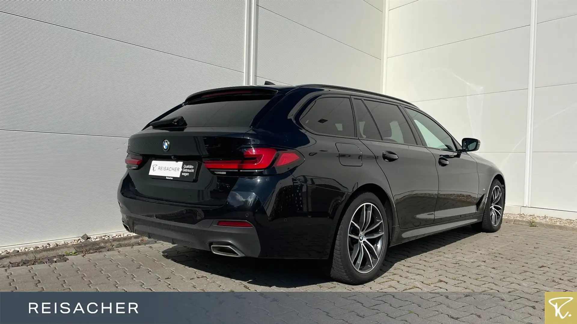 BMW 530 i Tou M Sport,DAPro.HuD,Laser,AHK,Sthz.Pano Schwarz - 2