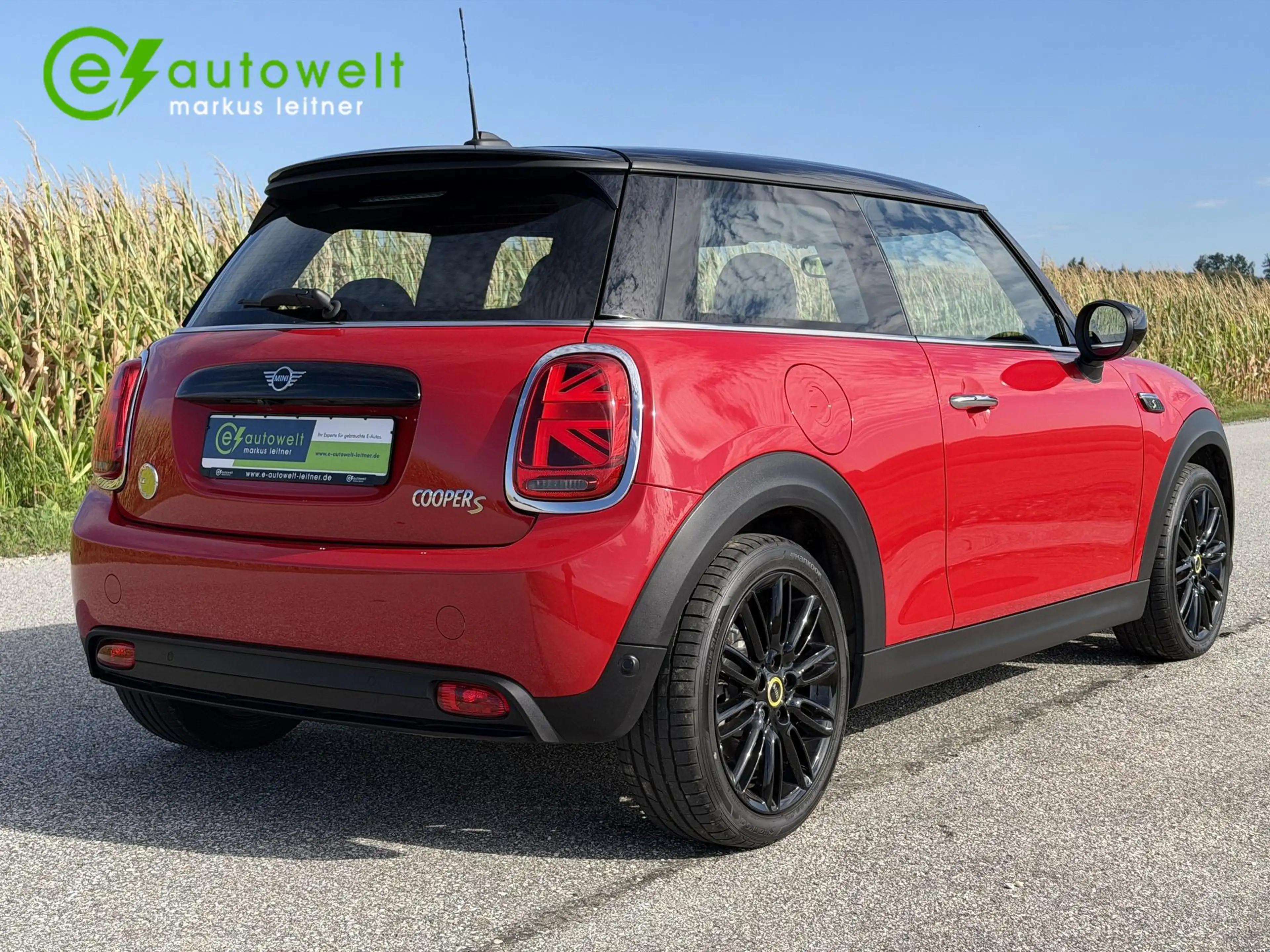 MINI Cooper SE Classic Trim 32,6kWh Premium Extra RFK Komfortzug. — photo 4