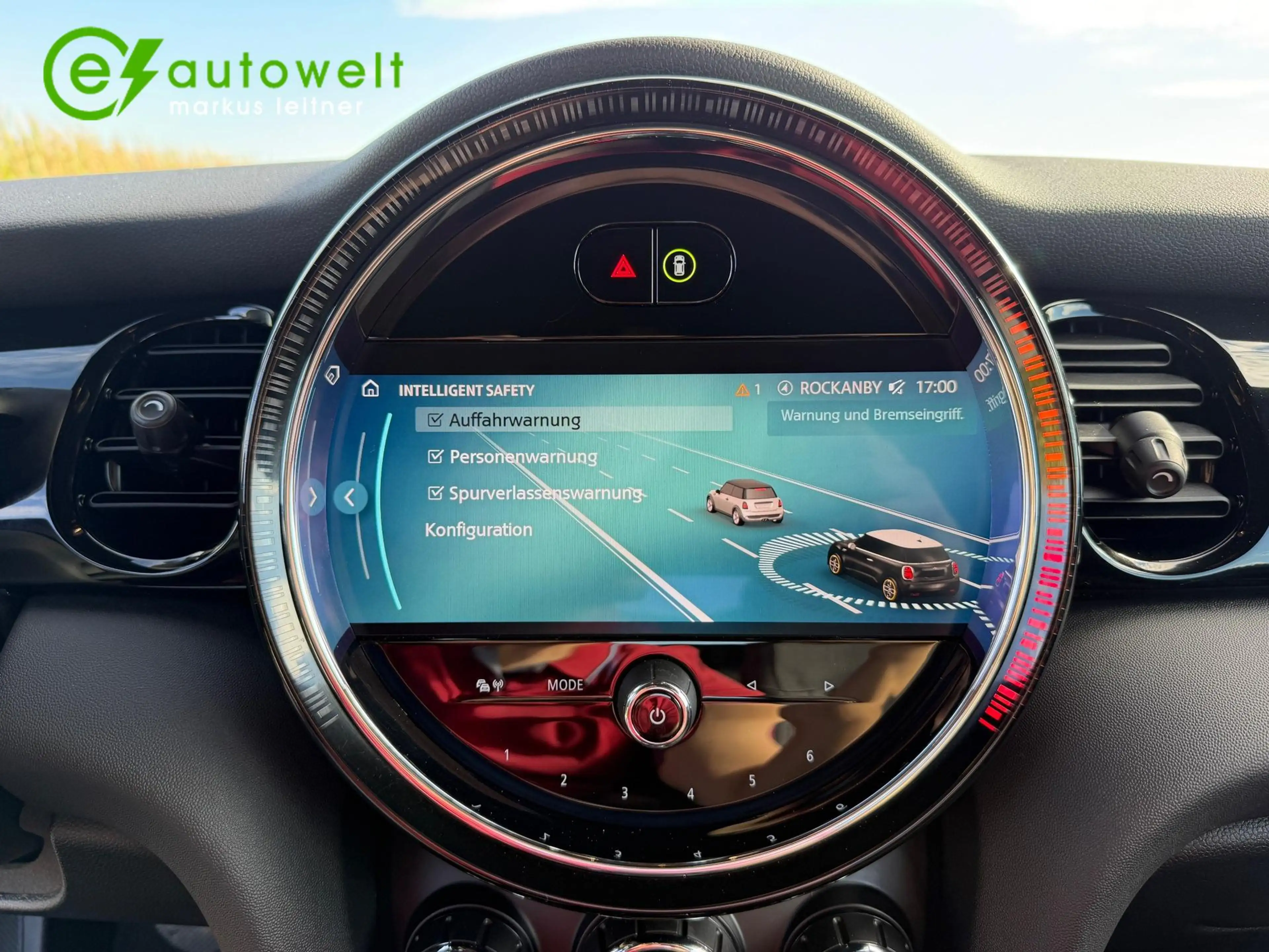 MINI Cooper SE Classic Trim 32,6kWh Premium Extra RFK Komfortzug. — photo 15
