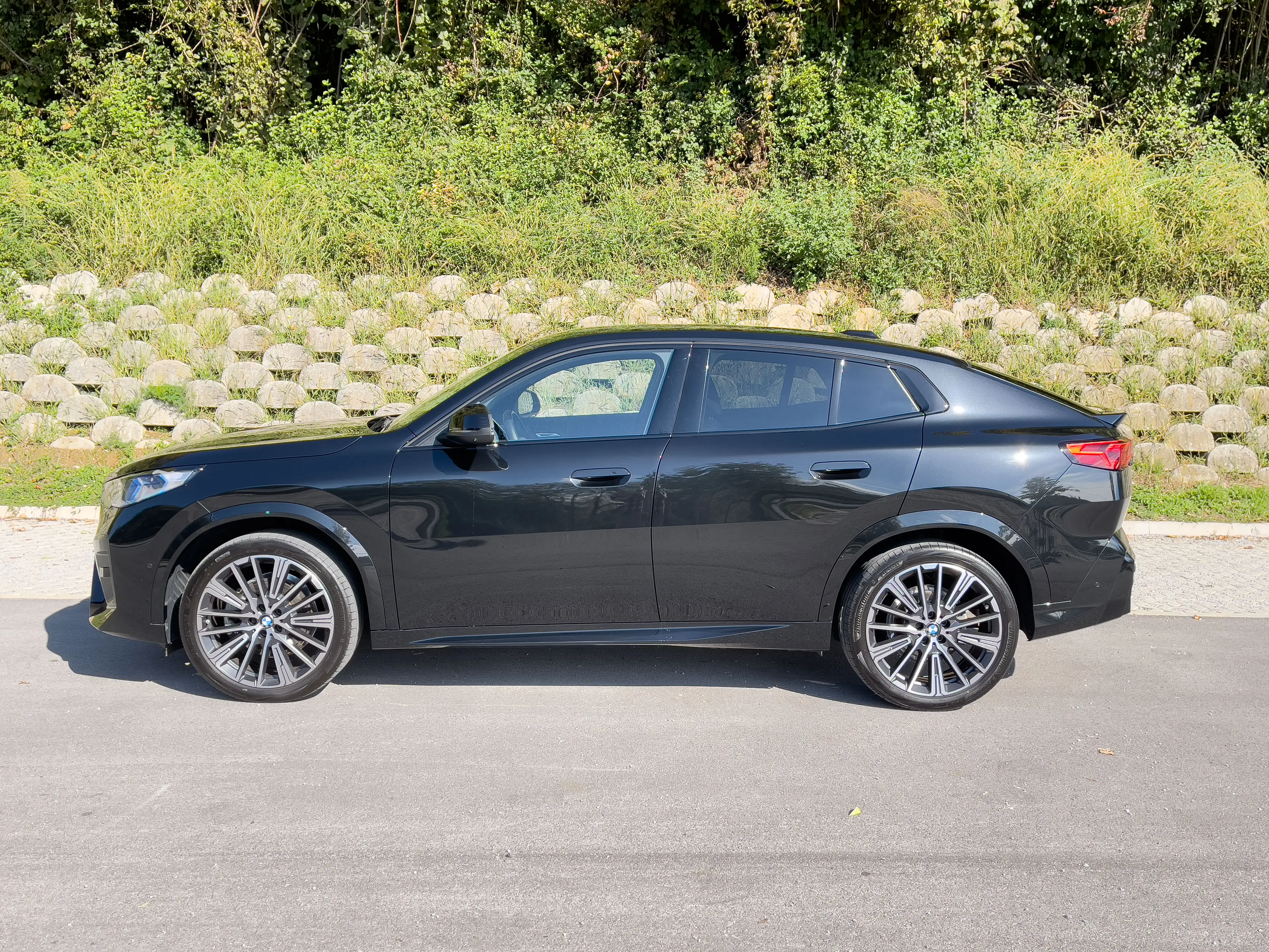 BMW X2 20 i sDrive M Sport, 20Zoll, Keyless, Abstand Tempomat, Harman Kardon, 360 Kamera, Massage Voll! — photo 2