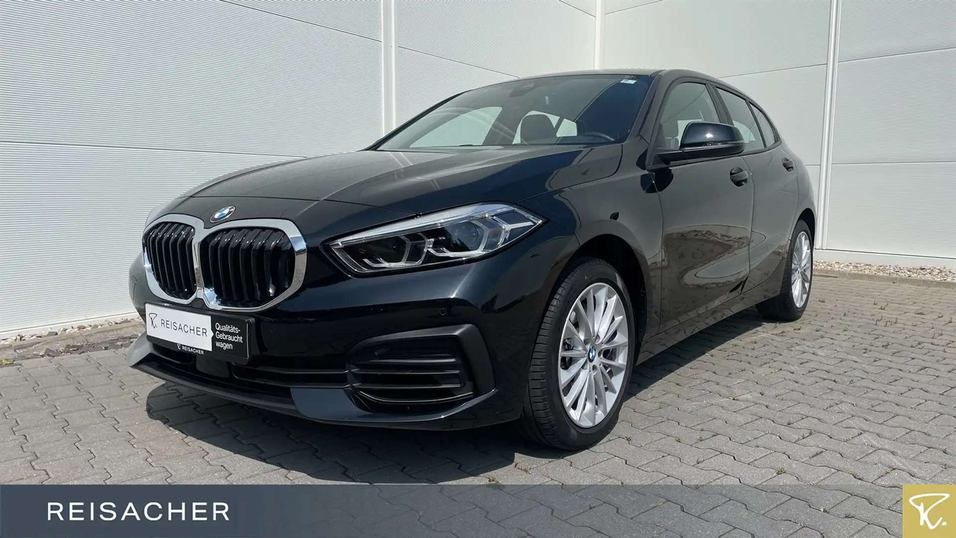 BMW 120 i Aut. Advantage LCProf.LED,Lenkhz.HIFI,SHZ Schwarz - 1
