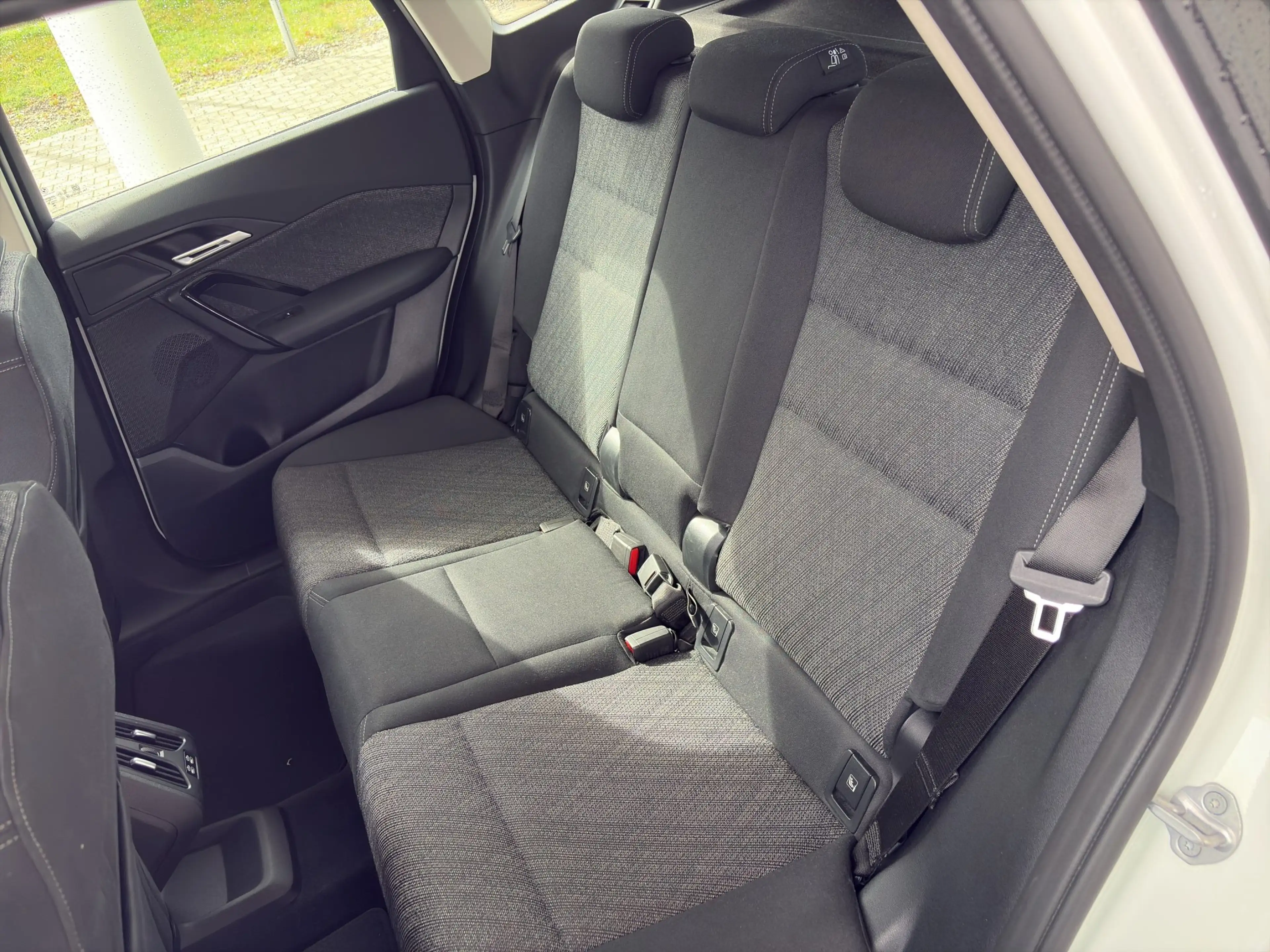BMW iX1 xDrive30 Rückfahrkam. Sitzheiz. Sitzmassage — photo 8
