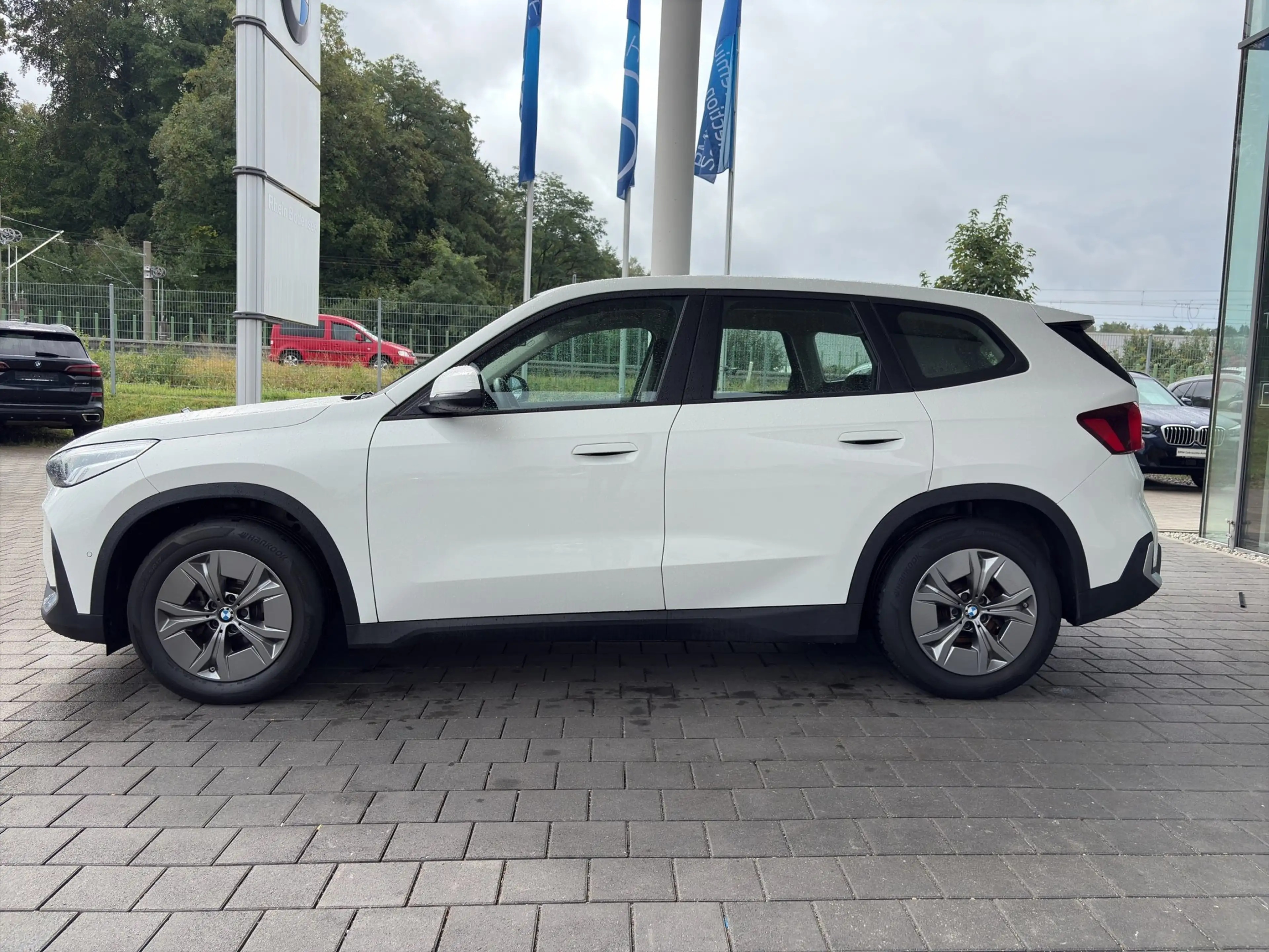 BMW iX1 xDrive30 Rückfahrkam. Sitzheiz. Sitzmassage — photo 13