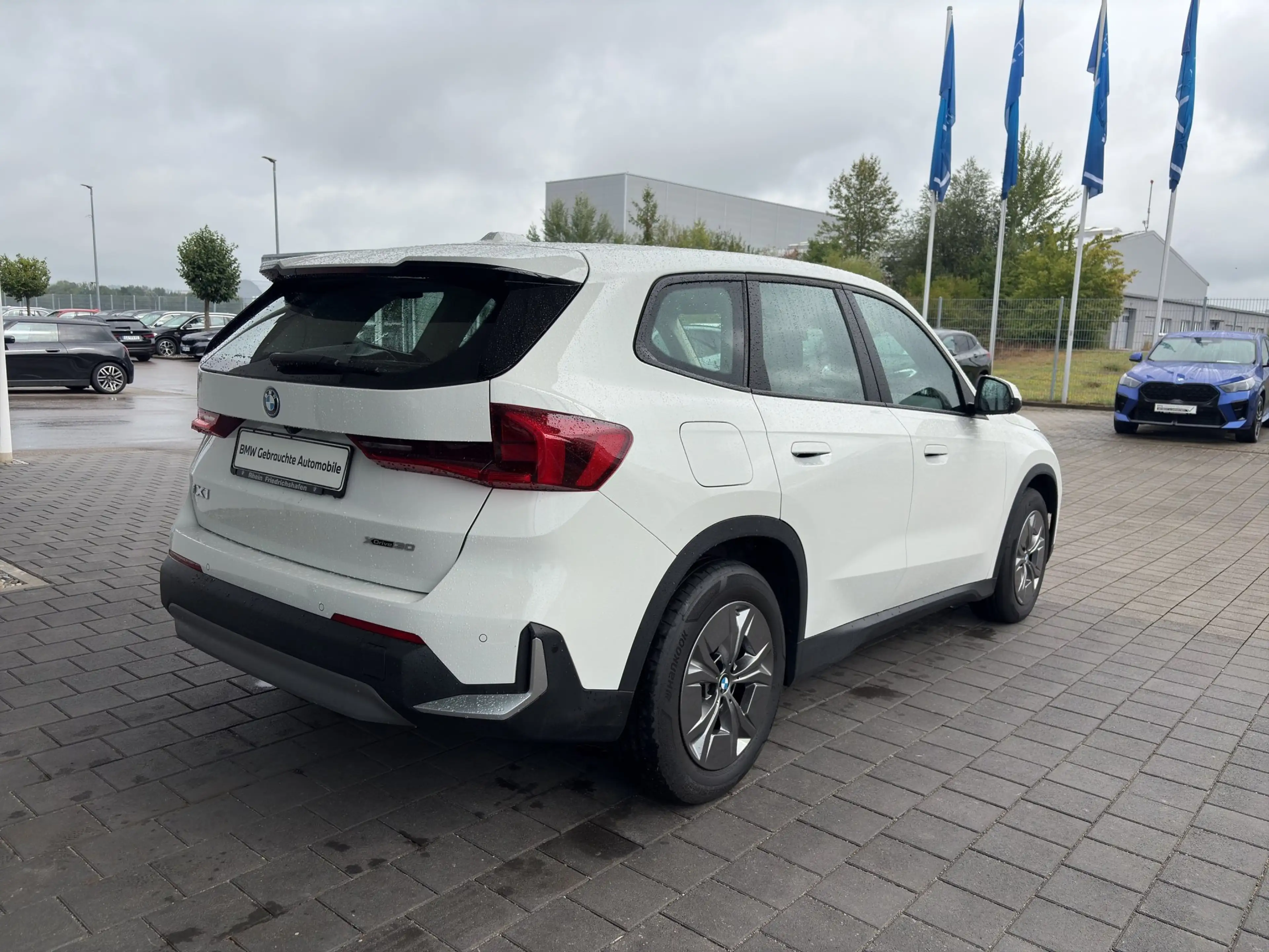 BMW iX1 xDrive30 Rückfahrkam. Sitzheiz. Sitzmassage — photo 6