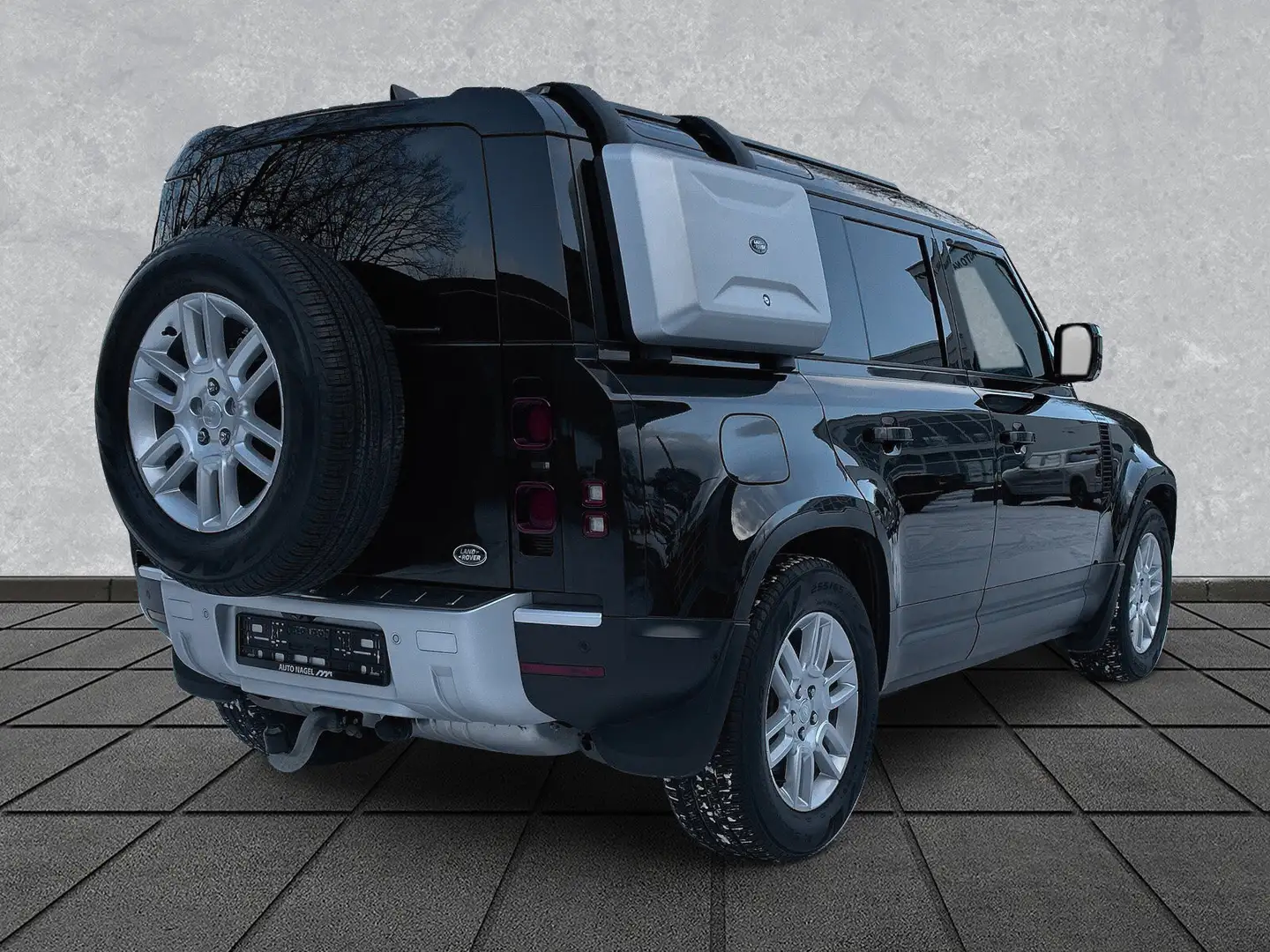 Land Rover Defender Defender 110 D300 S Hard Top 19"AHK Black+Winter Schwarz - 2