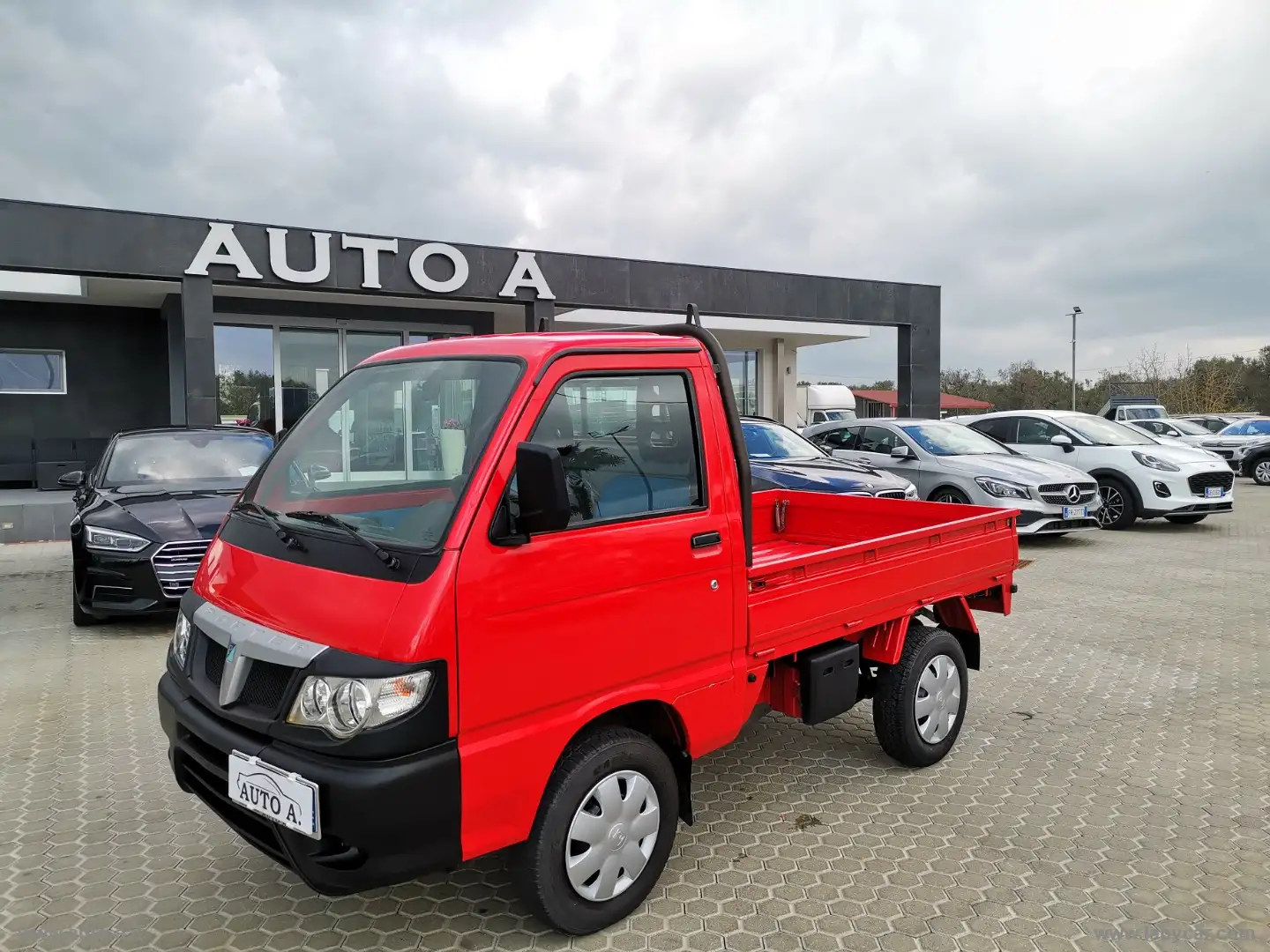 Piaggio Porter PORTER 1.2 D 120 CASSONE FISSO Rojo - 1