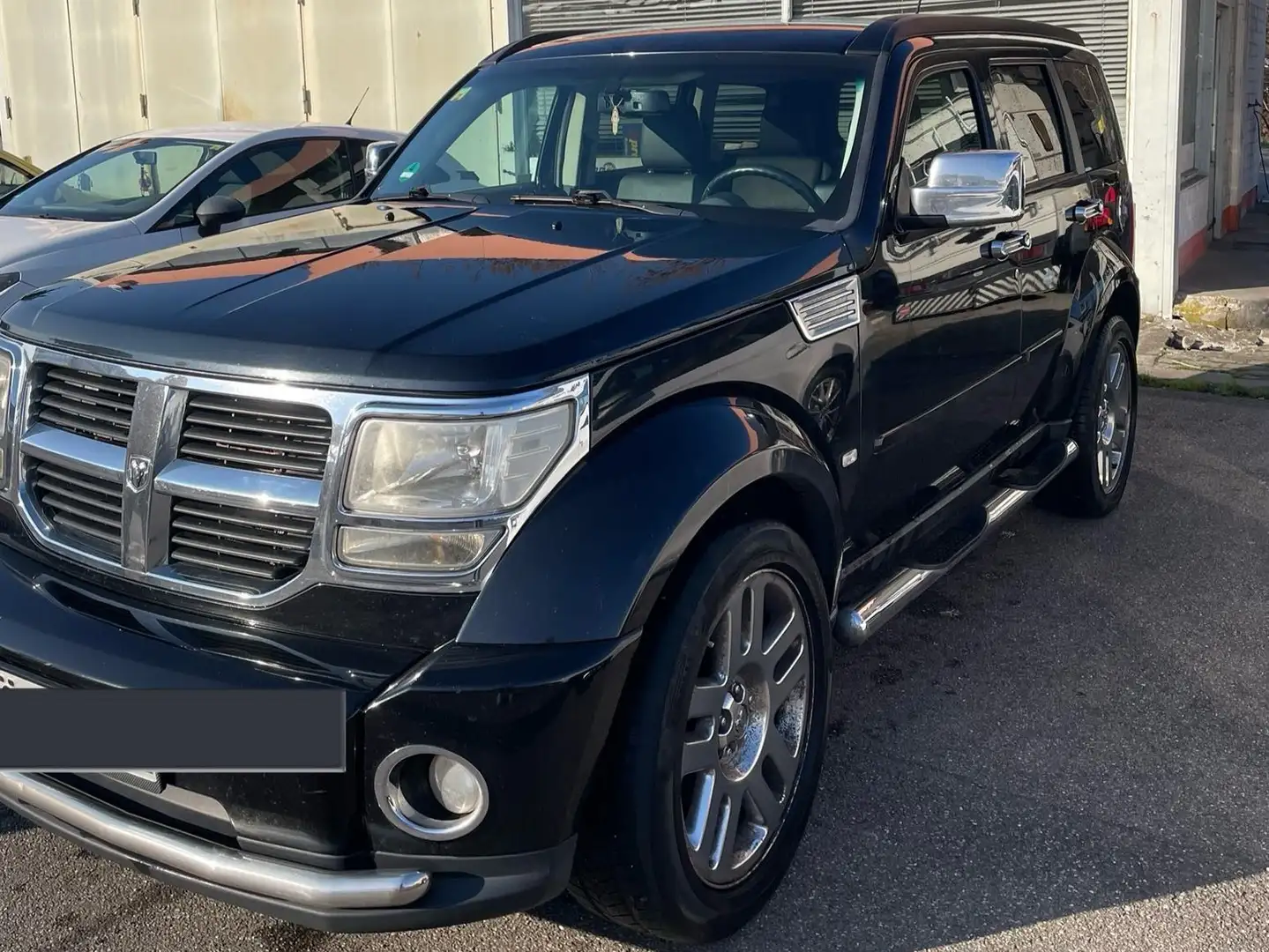 Dodge Nitro Nitro 2.8 CRD DPF Automatik SXT Negru - 2