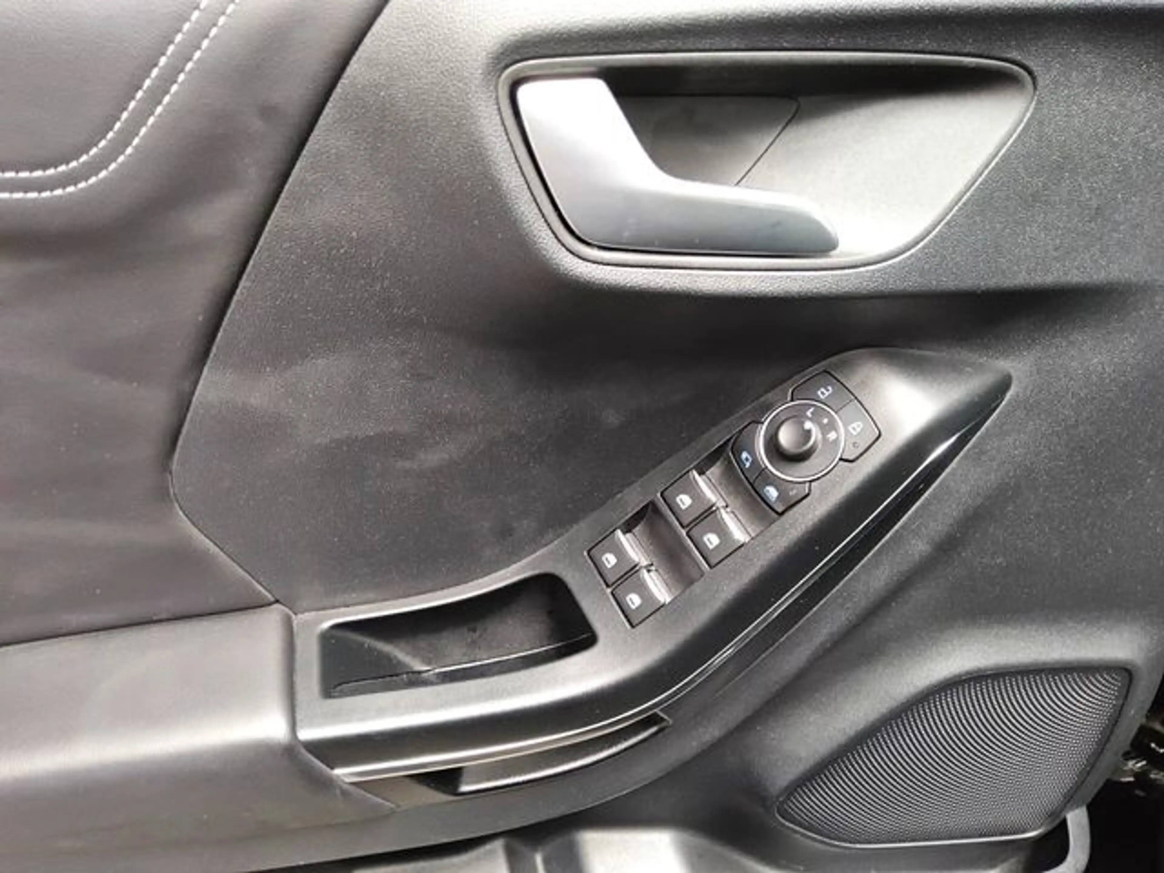 Ford Puma — photo 14