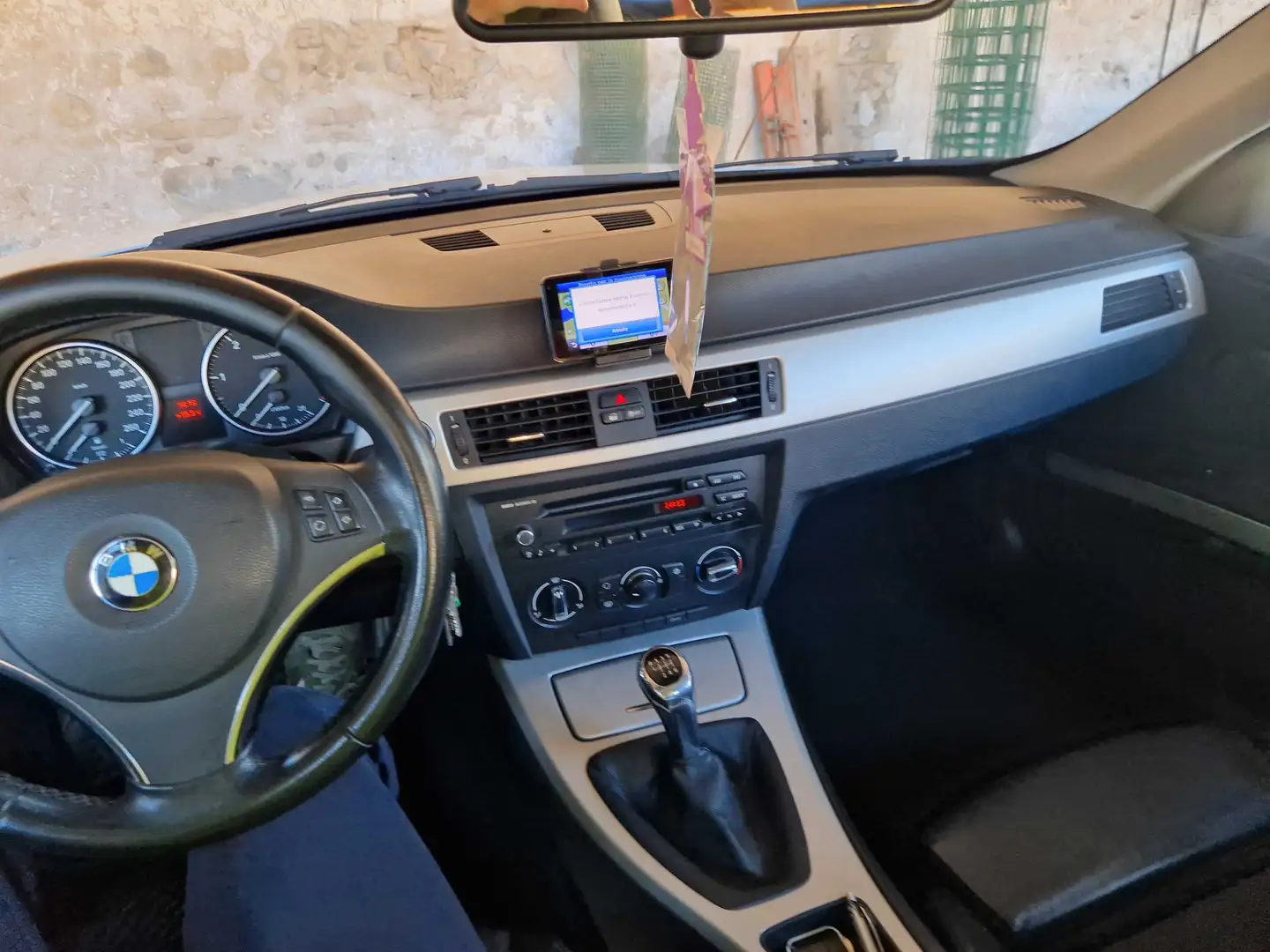 BMW 320 Serie 3 E92 Coupe 320d Coupe Attiva 184cv Bianco - 2