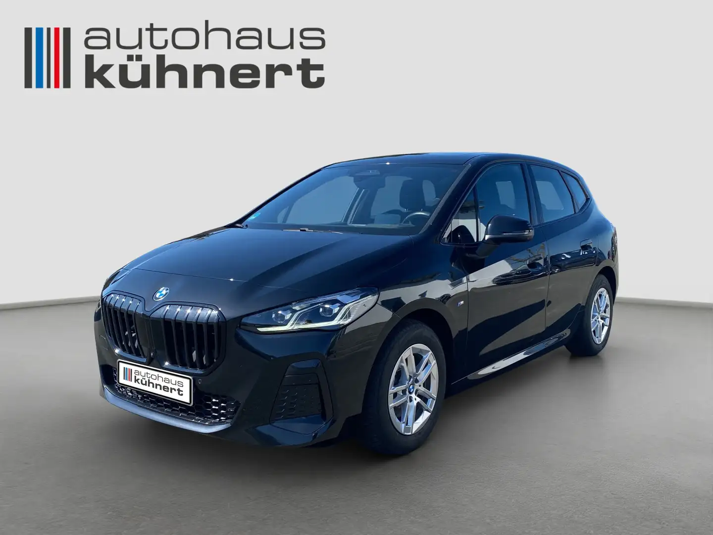 BMW 220 i Active Tourer ///M Sport PanoSD SpurAss ACC 360° Schwarz - 1