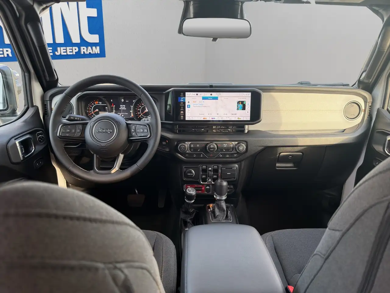 Jeep Wrangler снимка Jeep Wrangler