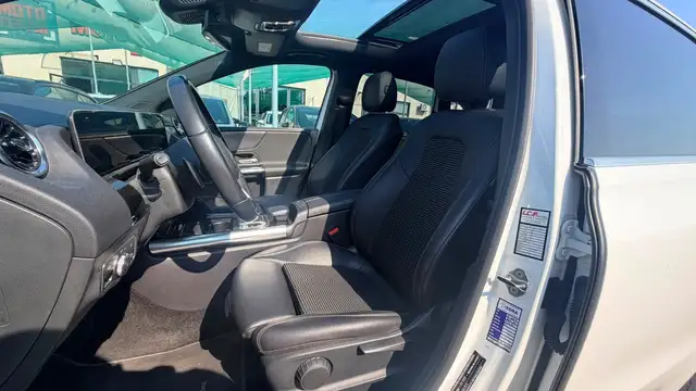 Mercedes-Benz B-Class view 10