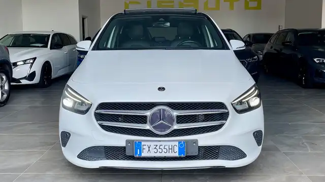 Mercedes-Benz B-Class view 2