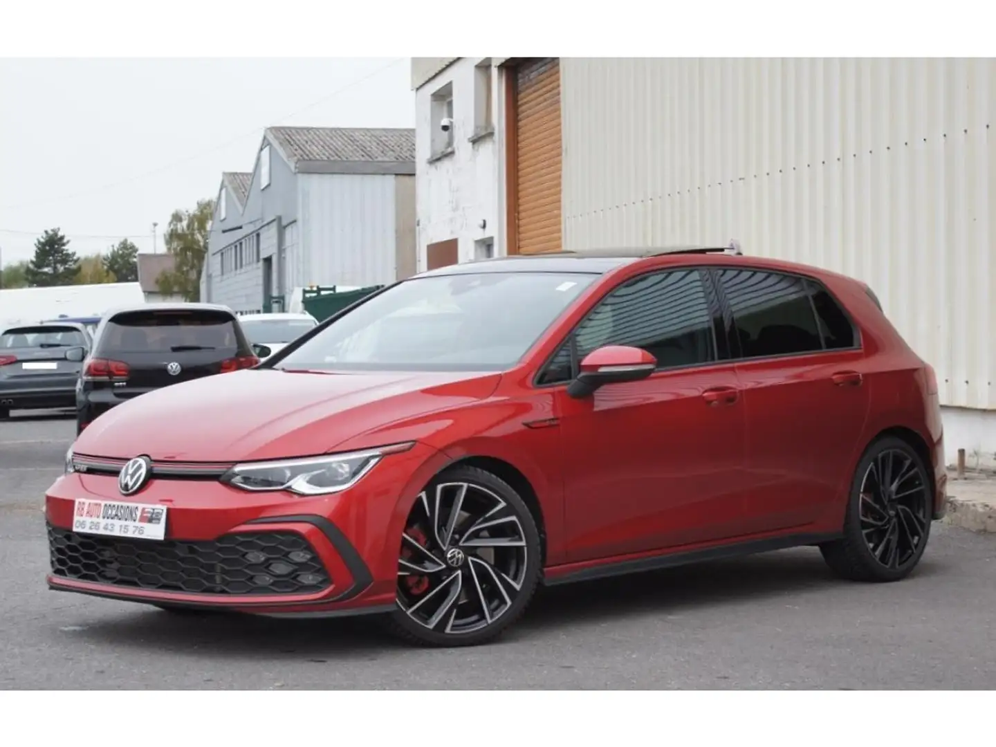 Volkswagen Golf Golf VIII GTI 2.0 TSI 245cv DSG 7 + TOIT OUVRANT JA19\u0027\u0027 HARMAN KARDON Rojo - 2